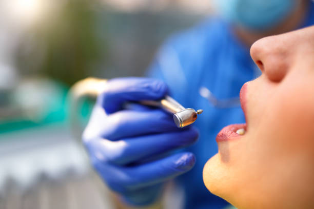 Best Tooth Extraction  in Lake Magdalene, FL